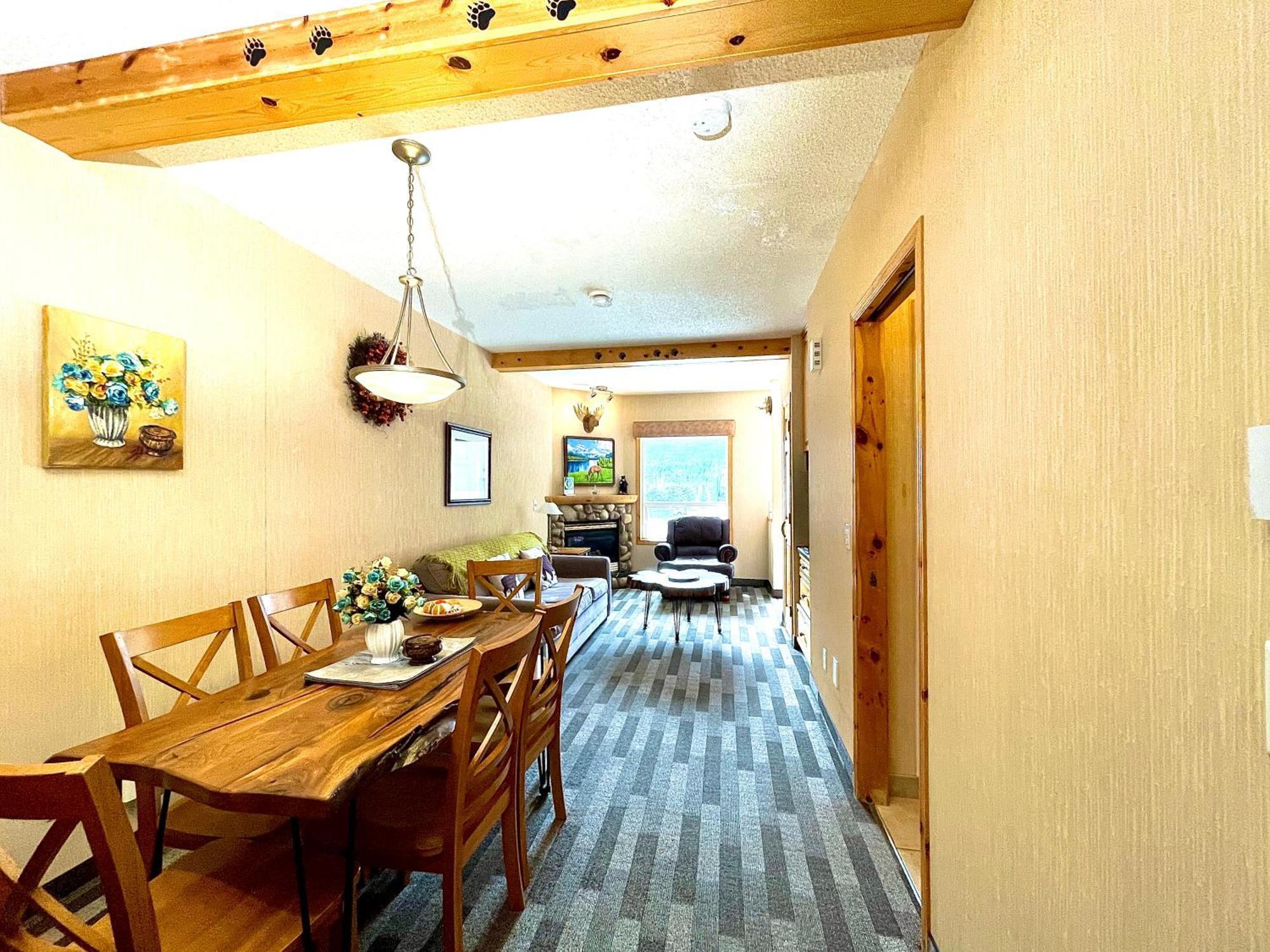 Mountainview -Privatechalet Sleep7- 5Min To Dt Vacation Home Canmore Ngoại thất bức ảnh